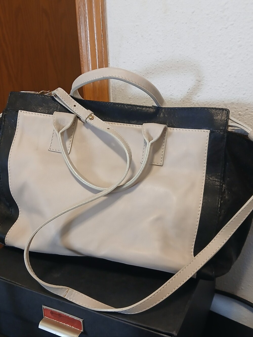 Via Repubblica Italian Leather Black & Cream Tote Bag Made in Italy